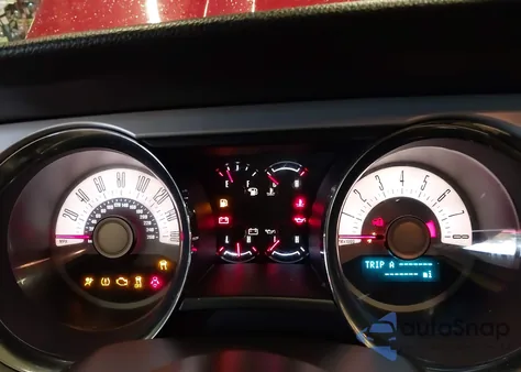 2012 Ford Mustang V6 Premium z USA, uszkodzony, nr VIN 1ZVBP8AM9C5225218